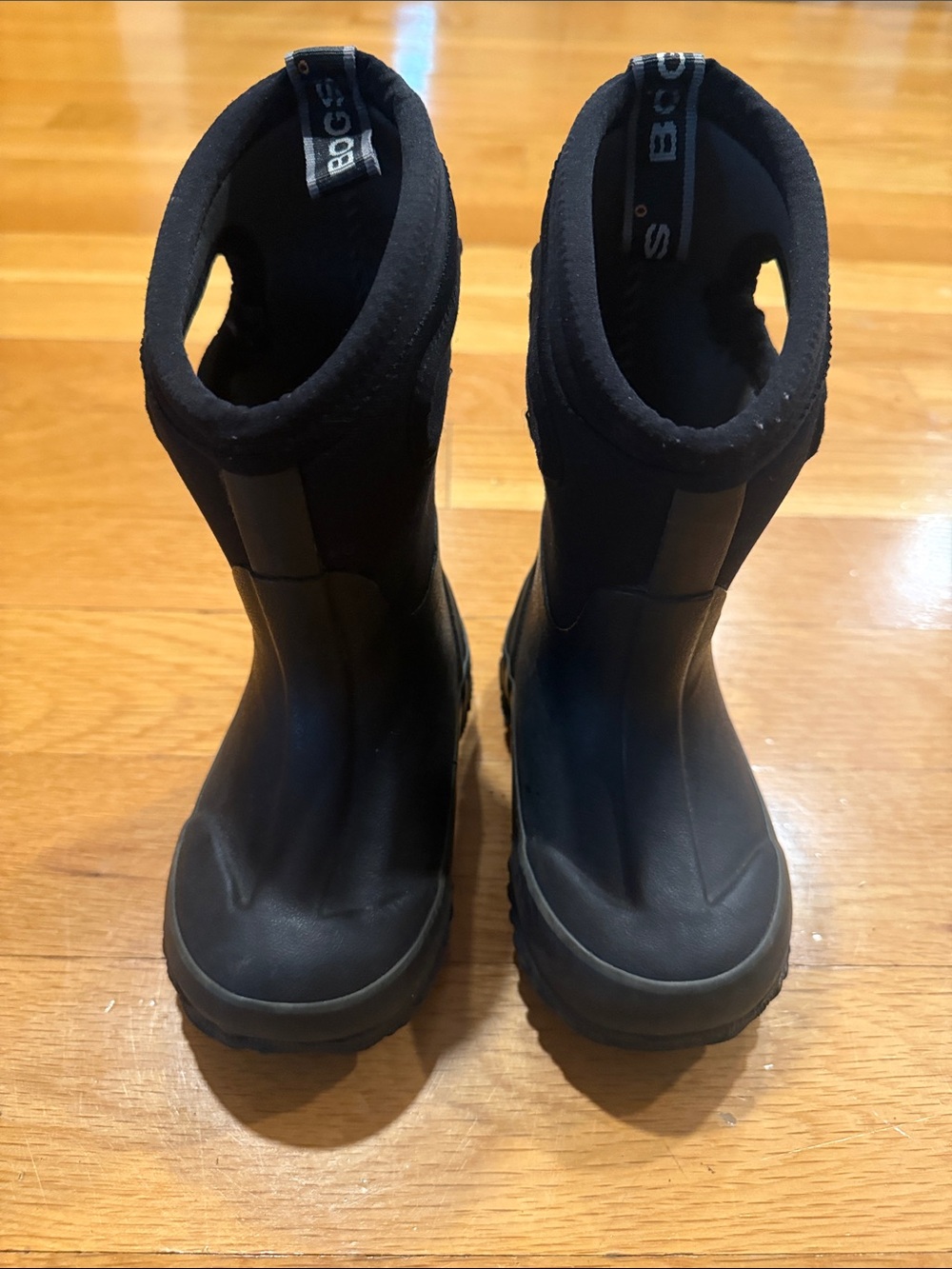Bogs black unisex winter snow boots size 7.
